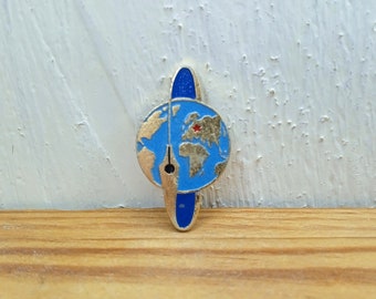 Space enamel pin,Space age, Space exploration, 1970s, Made in USSR, Spacecraft