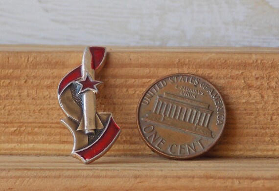 Space enamel pin ,Spaceship "VOSTOK",Rare,USSR sp… - image 7