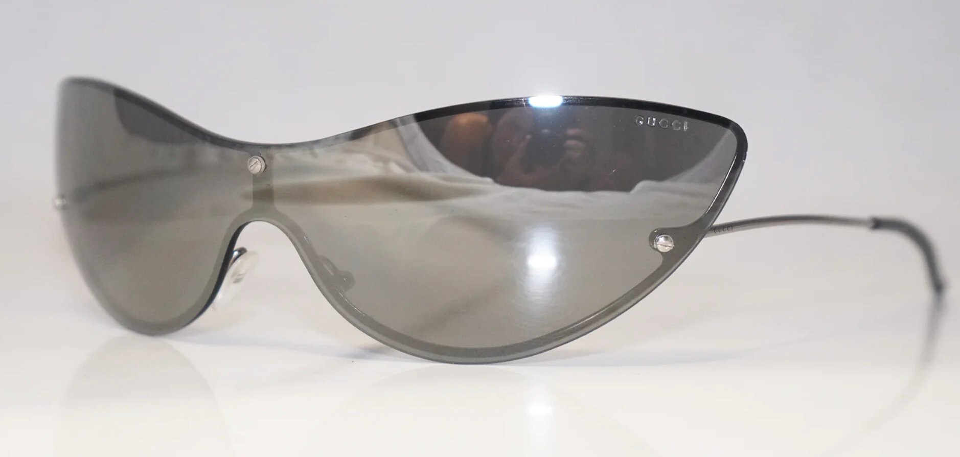 GUCCI by Tom Ford 2000s Silver Chrome Cat Eye Matrix Vintage