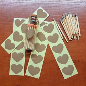 "Match Striker Kerzenglas Handwerk hellbraunem Papier." Selbstklebende braune Farbe Herz. 1" Streichholzhalter für Bastelarbeiten