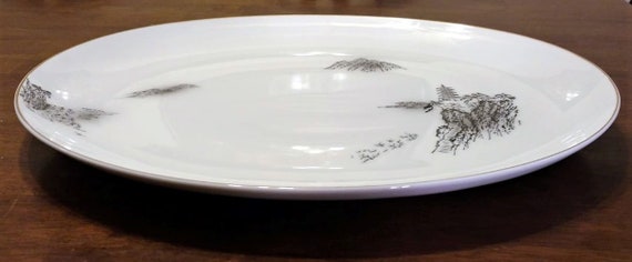 Fukagawa Arita #903 Hand Painted Black on White Landscape Dessert Plate 