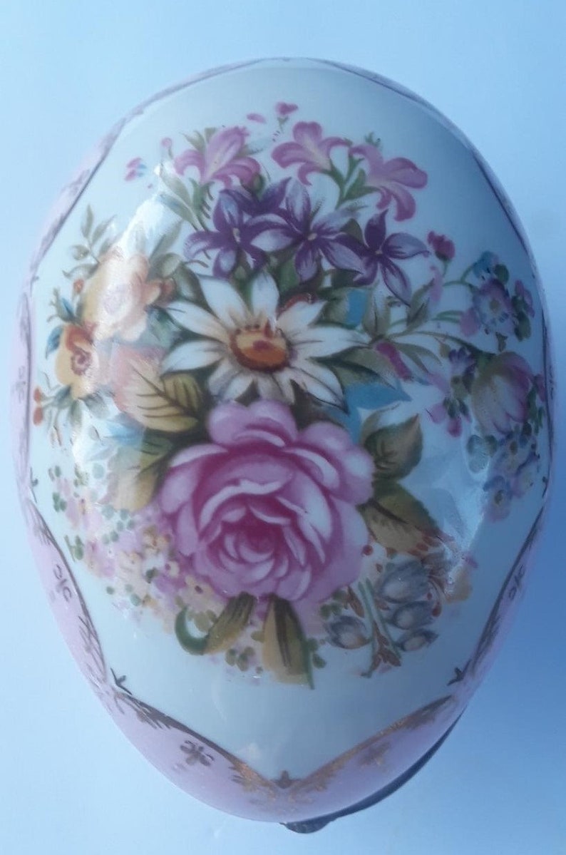 Gilt Floral, Vintage Porcelain Floral Hinged Trinket Box by Norleans Japan