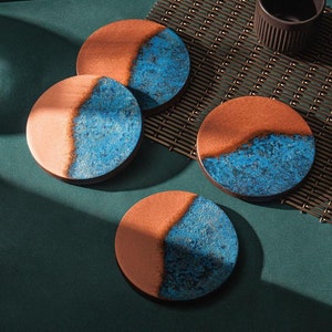 Blau Patina Kupfer Untersetzer | &quot;Halbzeit | 4er oder 6er Set | Geschenk zum 7.9.22.Kupferjubiläum Blaues Kupfer Untersetzer-Set | Hayes-Haus