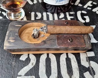 Cigar ashtray, cigar rest made of whiskey barrel wood