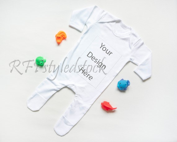 BABY BIB BABY GROW PLAYSUIT *MORE COLOURS* PERSONALISED SLEEP SUIT AND BIB
