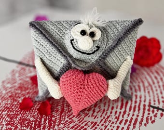 Crochet Love Letter Pattern PDF, Heart Envelope Card & Valentine Gift (EN + DE) P25