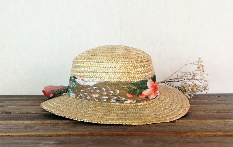 Vintage sailor straw hat for girls.