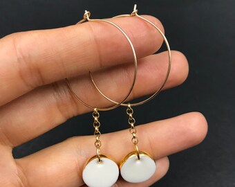 Pendientes de porcelana, pendientes de aro con oro, regalo para el 18.º aniversario de bodas, pendientes de disco, joyería ligera, pendientes colgantes hipoalergénicos.