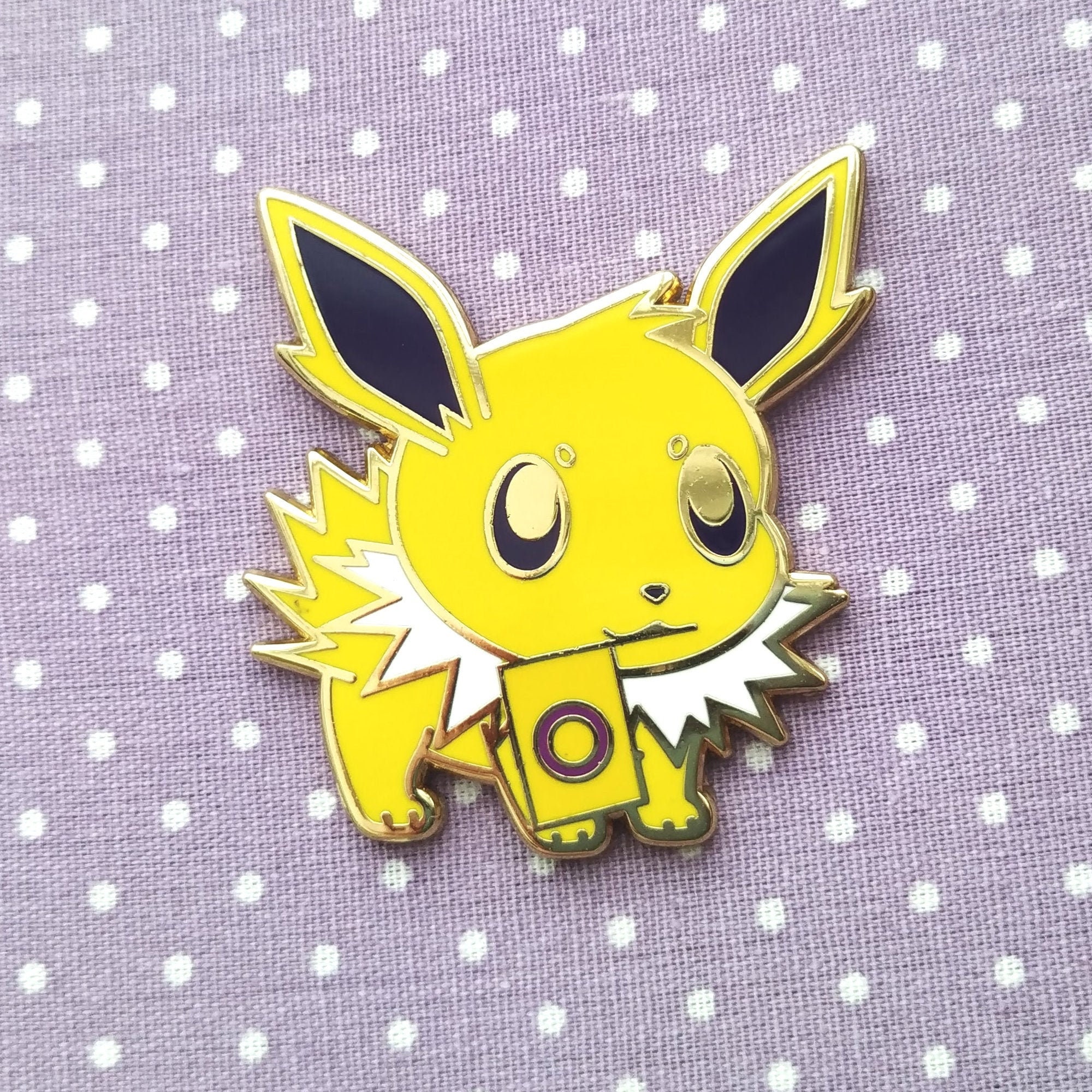 Lightning Fox Intersex (IHRA) Pride Flag Hard Enamel Pin