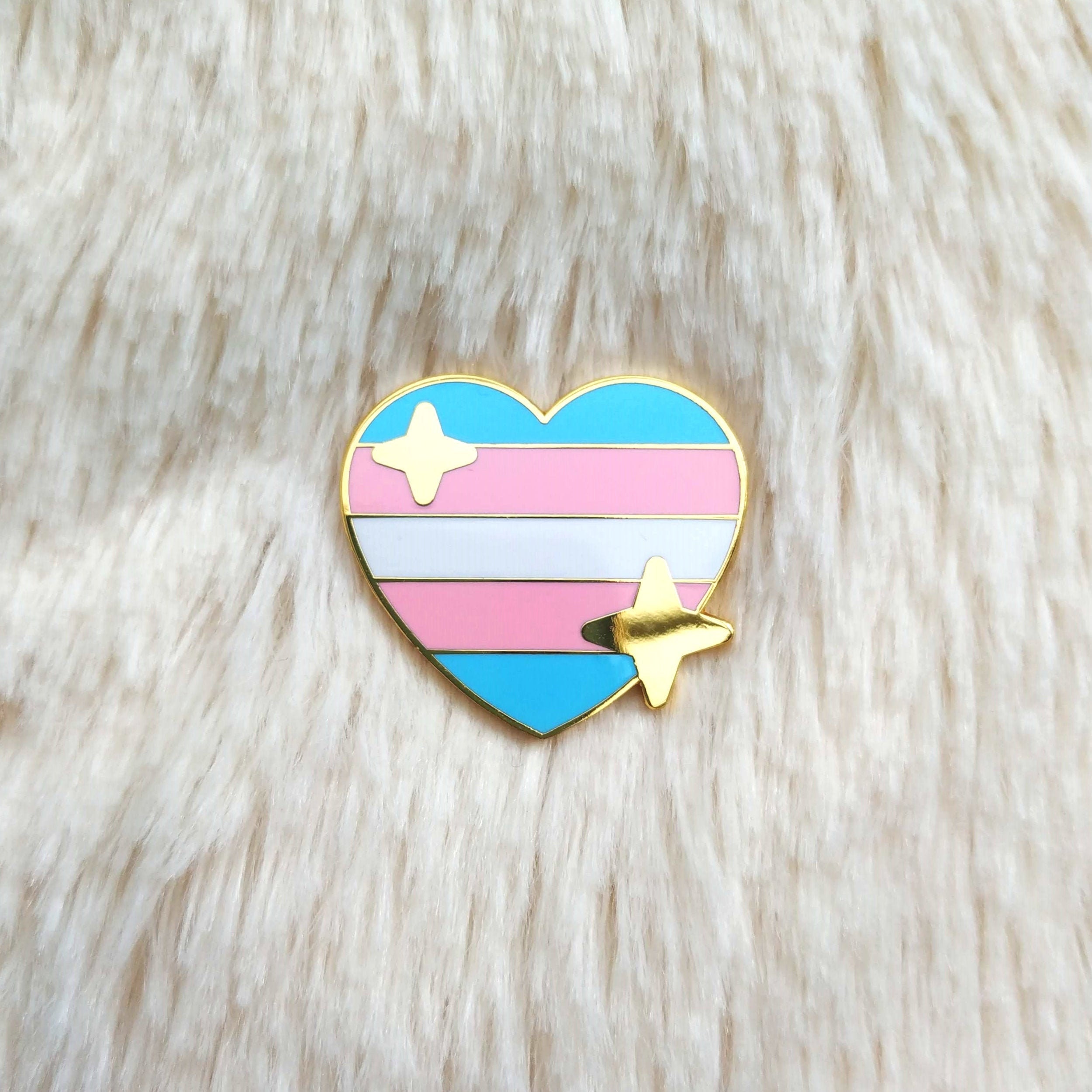 ꒰ᐢ⸝⸝•༝•⸝⸝ᐢ꒱⸒⸒ PRIDE Transgender Sparkling Heart Emoji Enamel Pin - Etsy