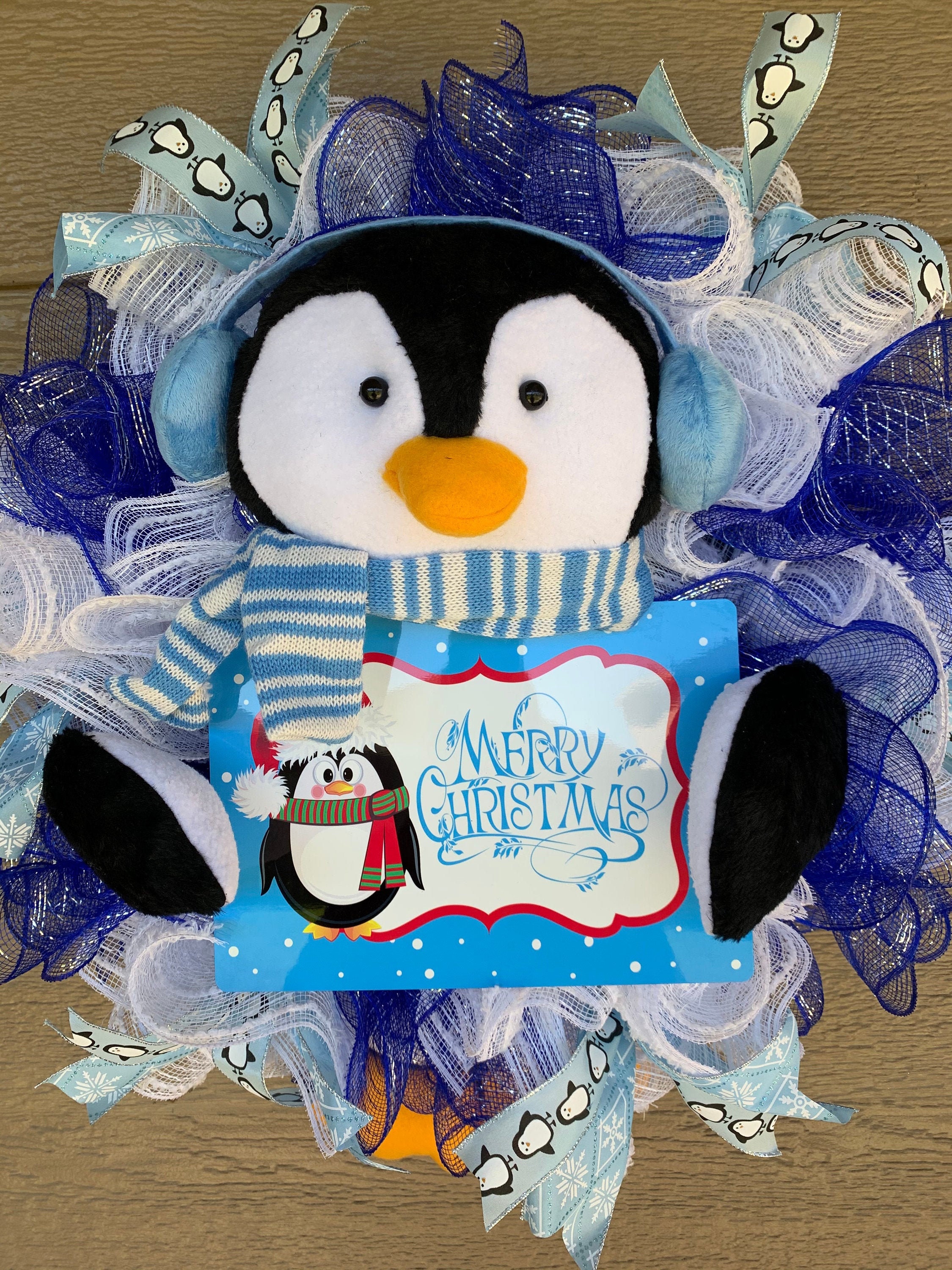 Penguin Christmas Wreath 