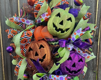 Glittered Pumpkin Halloween Wreath: Handmade Party Decor