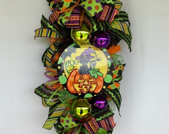 Whimsical Halloween swag, orange and green Halloween swag, Fall swag, Halloween door hanger, Halloween wreath