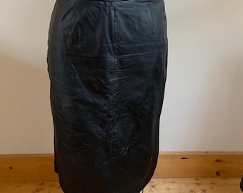 Vintage 1980’s Black Leather Pencil Skirt 28” Waist