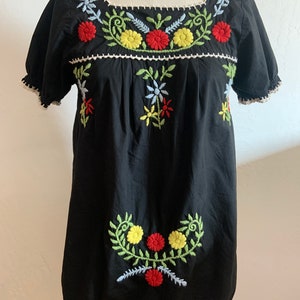 Vintage Embroidered Mexican Puebla Black Blouse Small