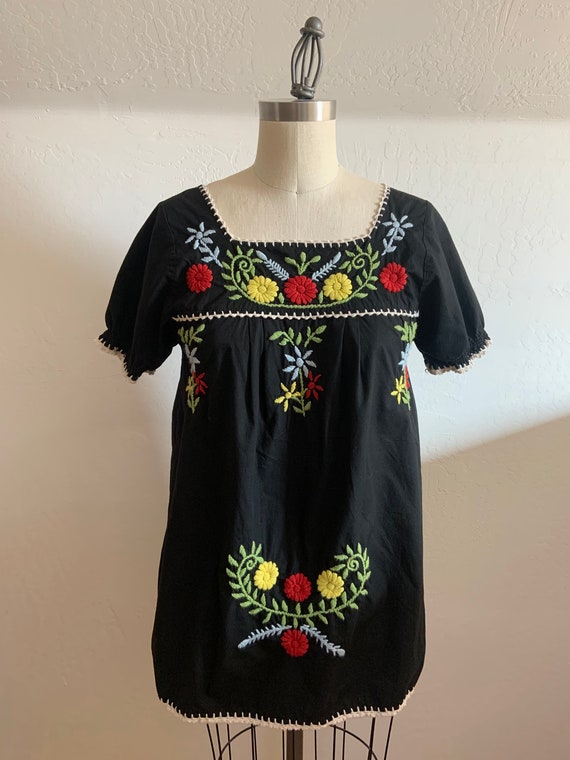 Vintage Embroidered Mexican Puebla Black Blouse S… - image 4