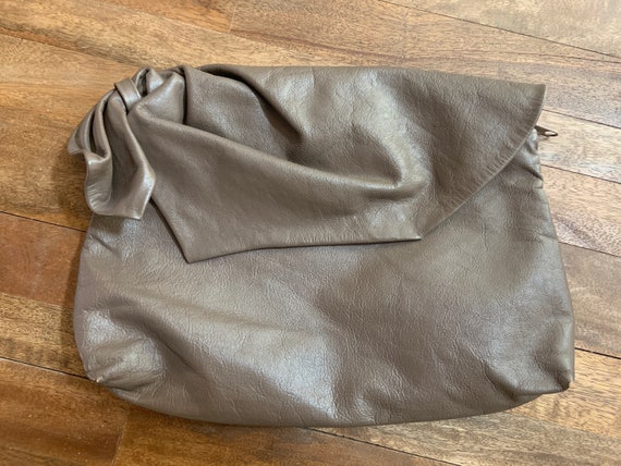 Vintage 1980’s Taupe Leather Clutch Handbag - image 1
