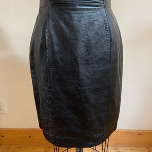 Vintage Black Leather Pencil Skirt 28” Waist