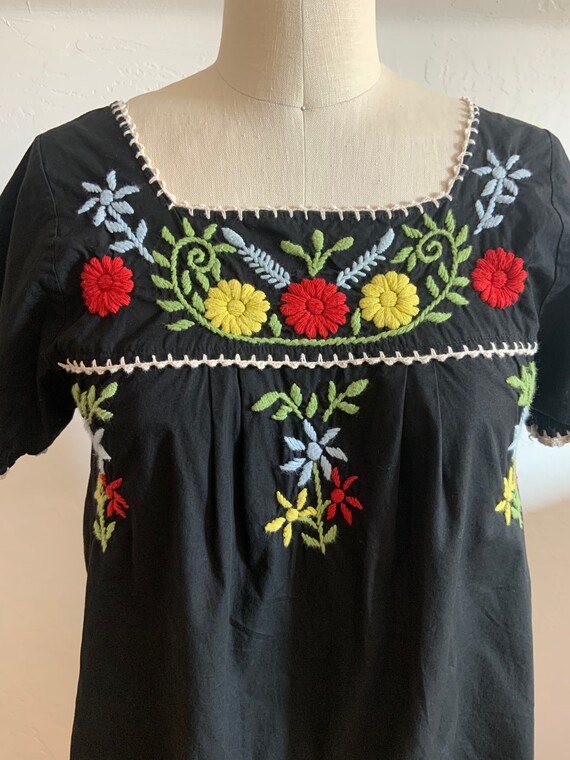 Vintage Embroidered Mexican Puebla Black Blouse S… - image 2