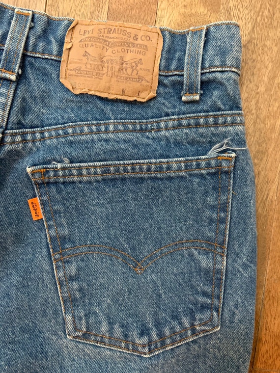 Vintage Orange Tag High Rise Levis Jeans 28/31 - image 6