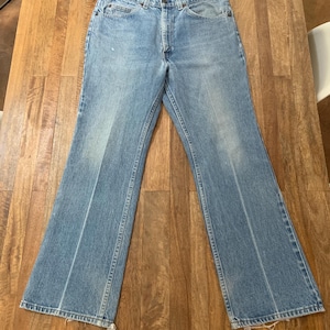 Vintage Creased Bootcut  Levis 32/29