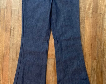 Vintage 1970’s Wrangler Denim Jeans Bellbottoms 27/32