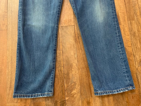 Medium Wash Levis 501 Jeans 31/26 - image 5