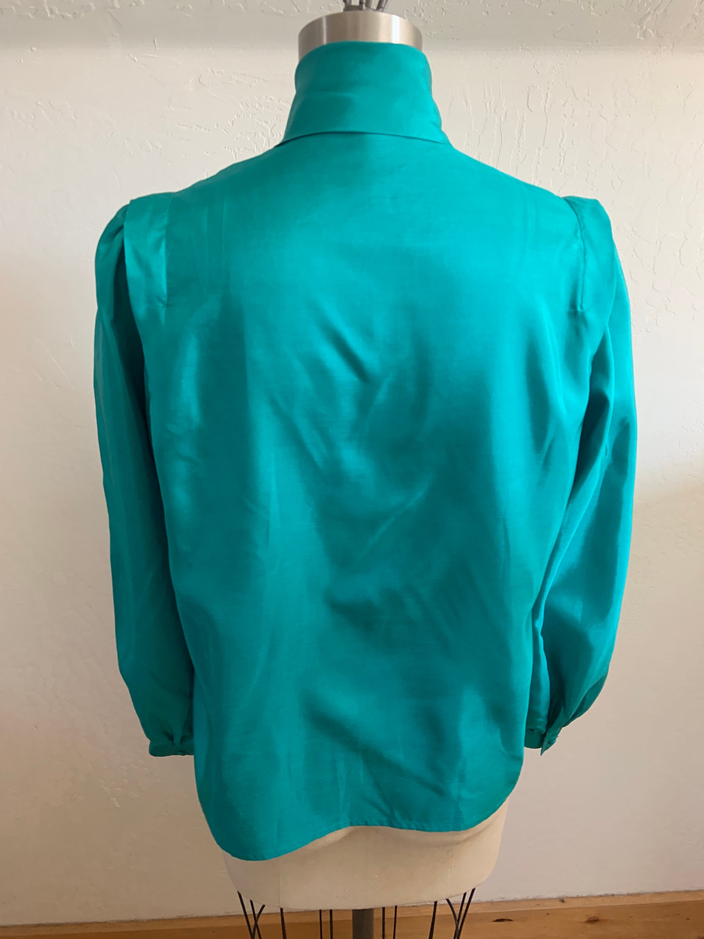 Vintage 1980s Teal Pleat Front Pussy Bow Puffed Sleeve Blouse Medium ...
