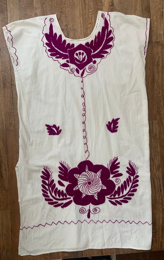 Vintage Hand Embroidered Floral Mexican Dress Med… - image 6
