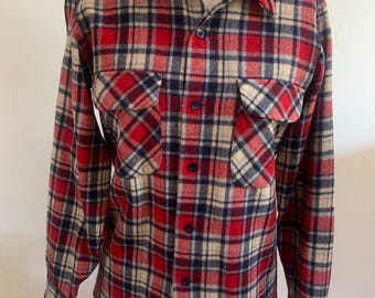 Camisa Pendleton de lana vintage en color rojo, azul y crema, talla mediana