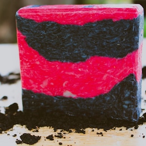 Love Detox | Activated Charcoal | Artisan Soap | DeeHive Delights