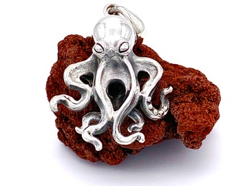 Silver Octopus Pendant, Realistic, Solid 925 sterling silver Octopus Comes With a FREE Chain, Pendant is 3D (Not Hollowed out back)