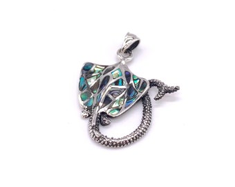 Silver Stingray Pendant, with Abalone Shell or MOP Shell Pendant, comes with a FREE chain