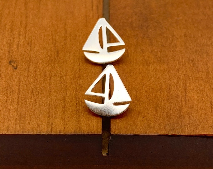 Silver Sailboat Earrings, 925 Sterling Silver Stud Sailboat Earrings, Silver Boat Stud Earrings