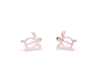 Orecchini a bottone minimalisti in argento sterling a forma di tartaruga marina