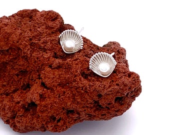 Orecchini a conchiglia in argento sterling, perle d'acqua dolce