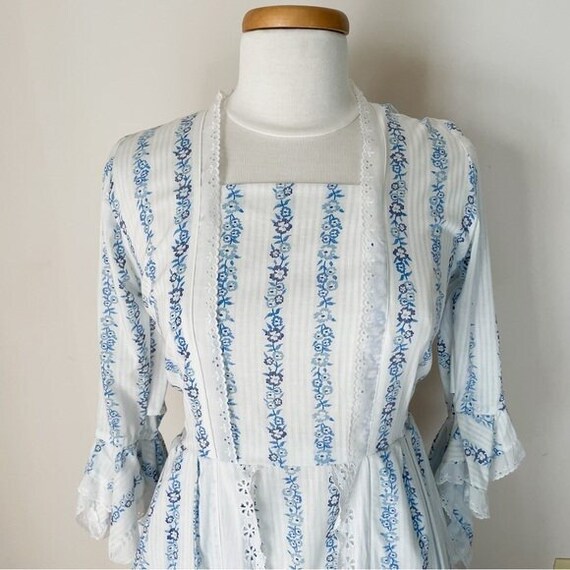 Vintage Handmade Floral Lace Maxi Dress