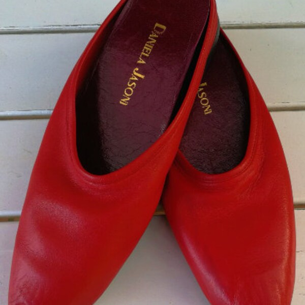 Red Leather Shoes, Leather Slip on Shoes Women, Leather Slippers Women, Italian Leather Shoes, Red Mules, Vintage Mules Size EU 37