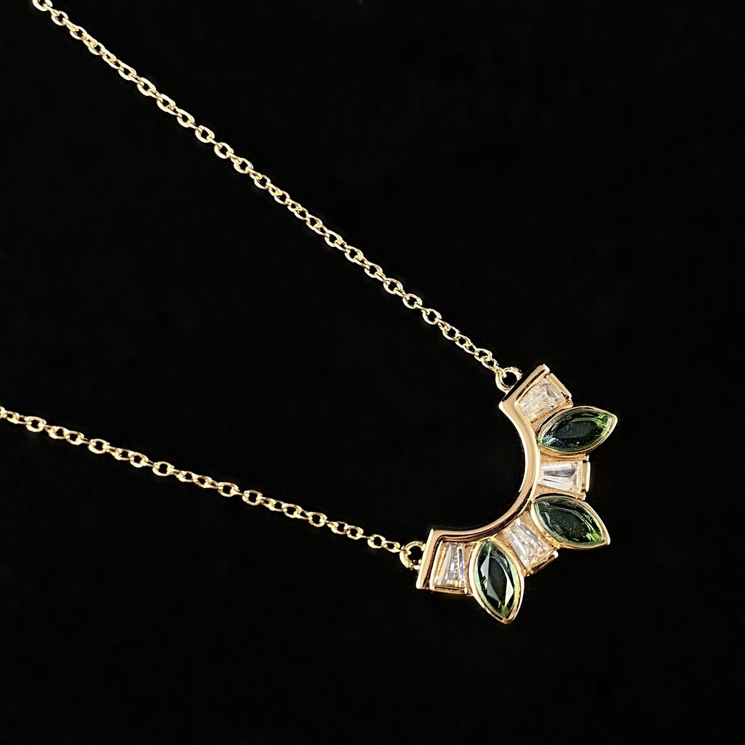 1920s Gold Art Deco Arc Necklace With Green and Clear Crystals Seven ...
