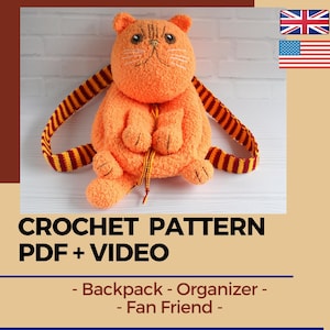 Peut inclure: Patron de crochet pour un sac à dos en forme de chat orange mignon avec des bretelles rayées rouges et jaunes. Le patron comprend un PDF et des instructions vidéo. Le texte sur l'image est "CROCHET PATTERN PDF + VIDEO - Backpack - Organizer - Fan Friend - "