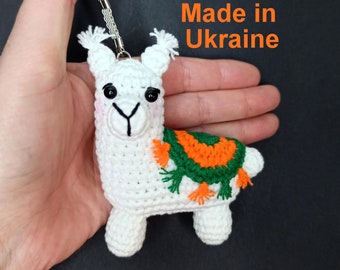 Llama keychain, Crocheted Alpaca plushie keychain, Mini llama charm backpack, Llamalover gift, Handmade amigurumi llama plush toy, UA seller