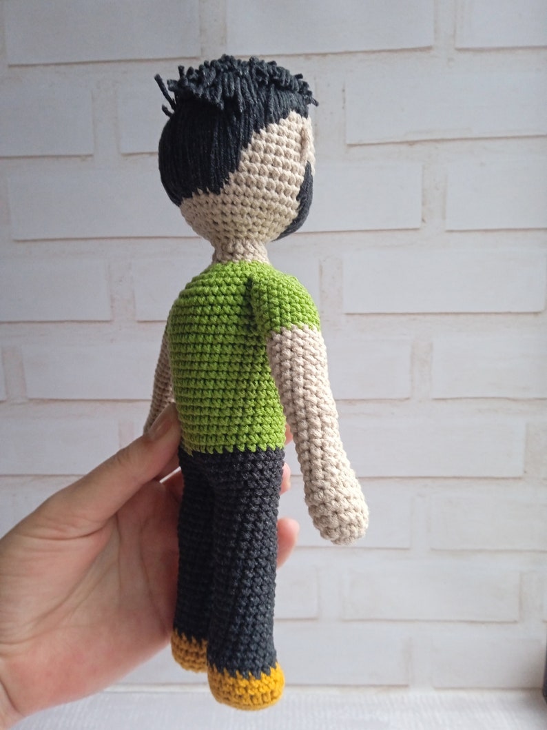 Volodymyr Zelenskyy doll, Crochet hero, Custom plush gift, Solidarity with Ukrainian people, Praying for the families of Ukrainian seller image 8