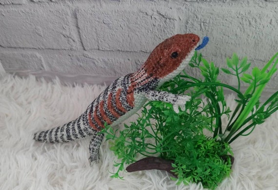 Blue tongue skink plush discount