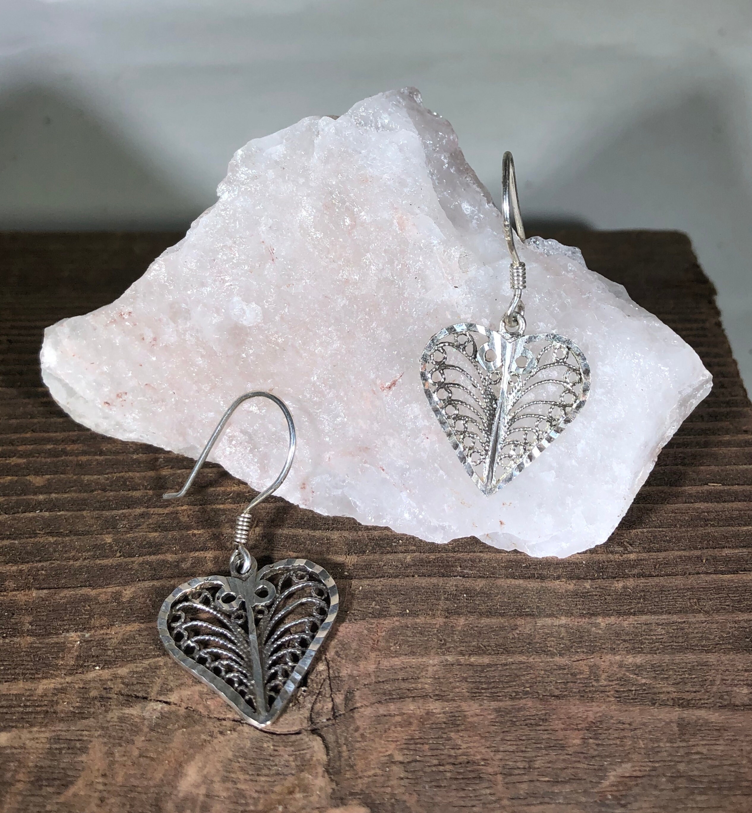 vintage | handmade heart earring