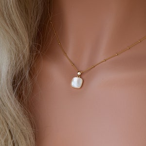 Mother of Pearl Necklace, 18K Gold Filled Mother of Pearl Necklace