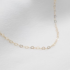 Gold filled hartketting, sierlijke armband met kleine hartjes, ketting