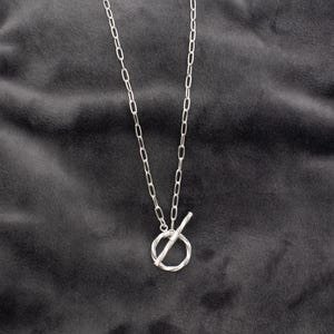 925 Sterling Silver Paperclip Twisted Toggle Bar and Loop Necklace