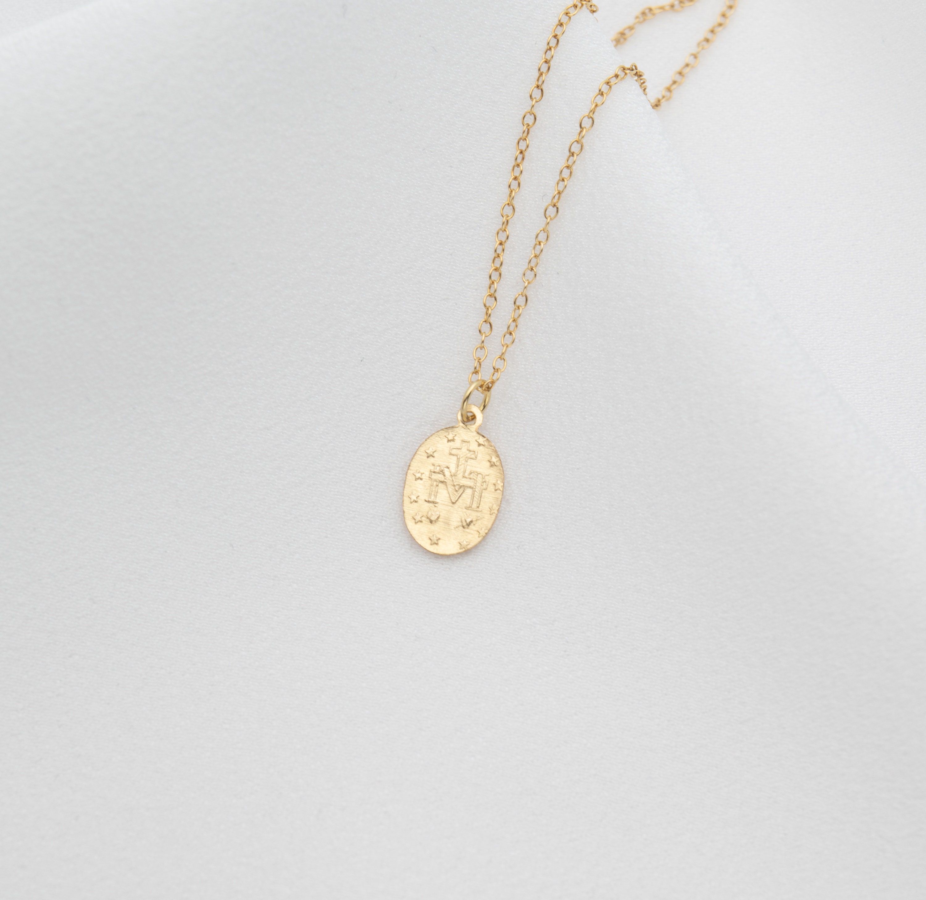 14K Gold Yellow Oval Blessed Mother Virgin Mary, Our Lady of Guadalupe ...