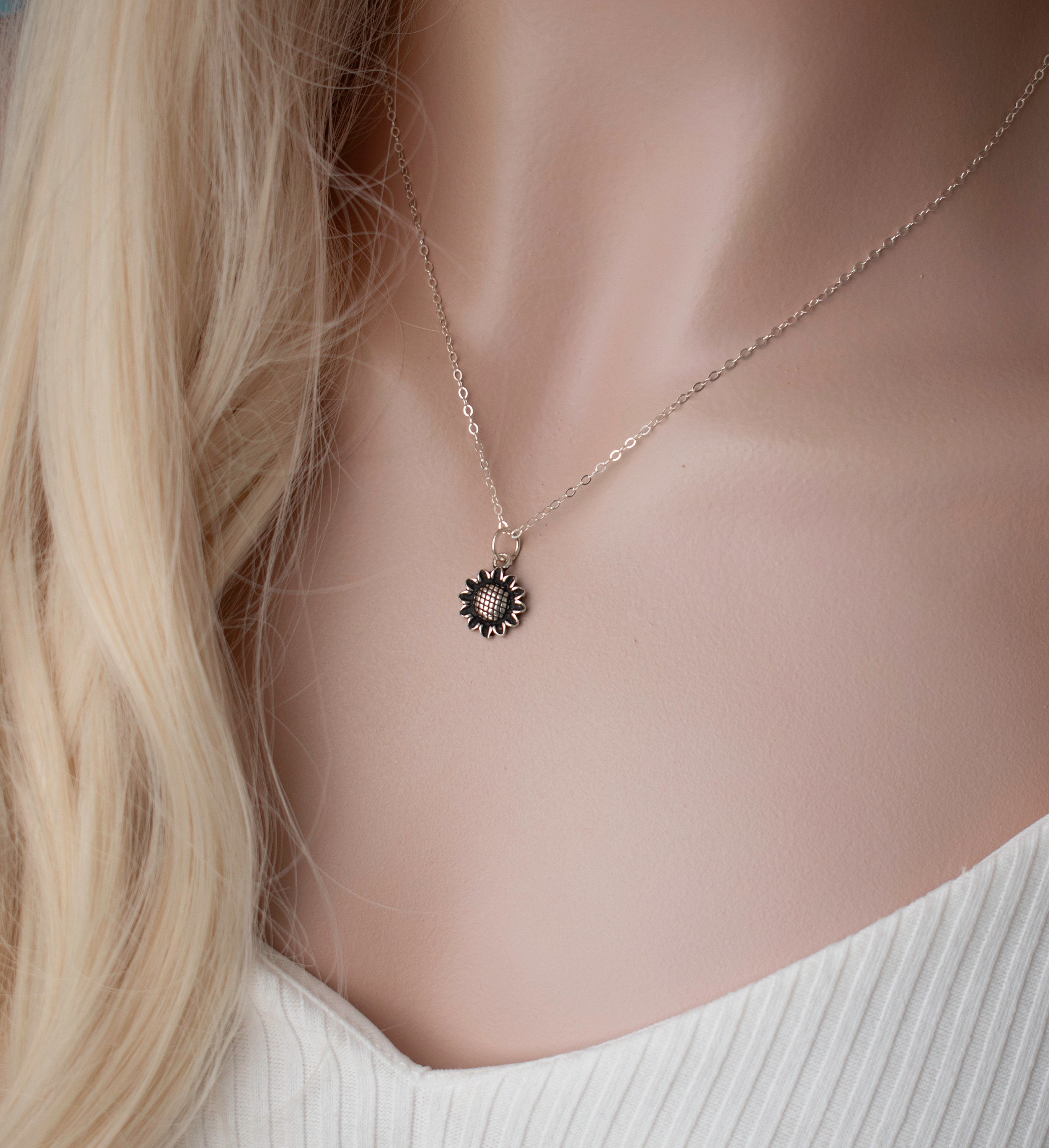 蝶 ヒマワリ ネックレス 925スターリングシルバー ハチドリネックレス デイジーフラワー ローズフラワーペンダントネックレス ファインジュエリーギフト 女性 ヒマワリ⁄トンボ⁄デイジー ティアドロップ ダングルイヤリング 925