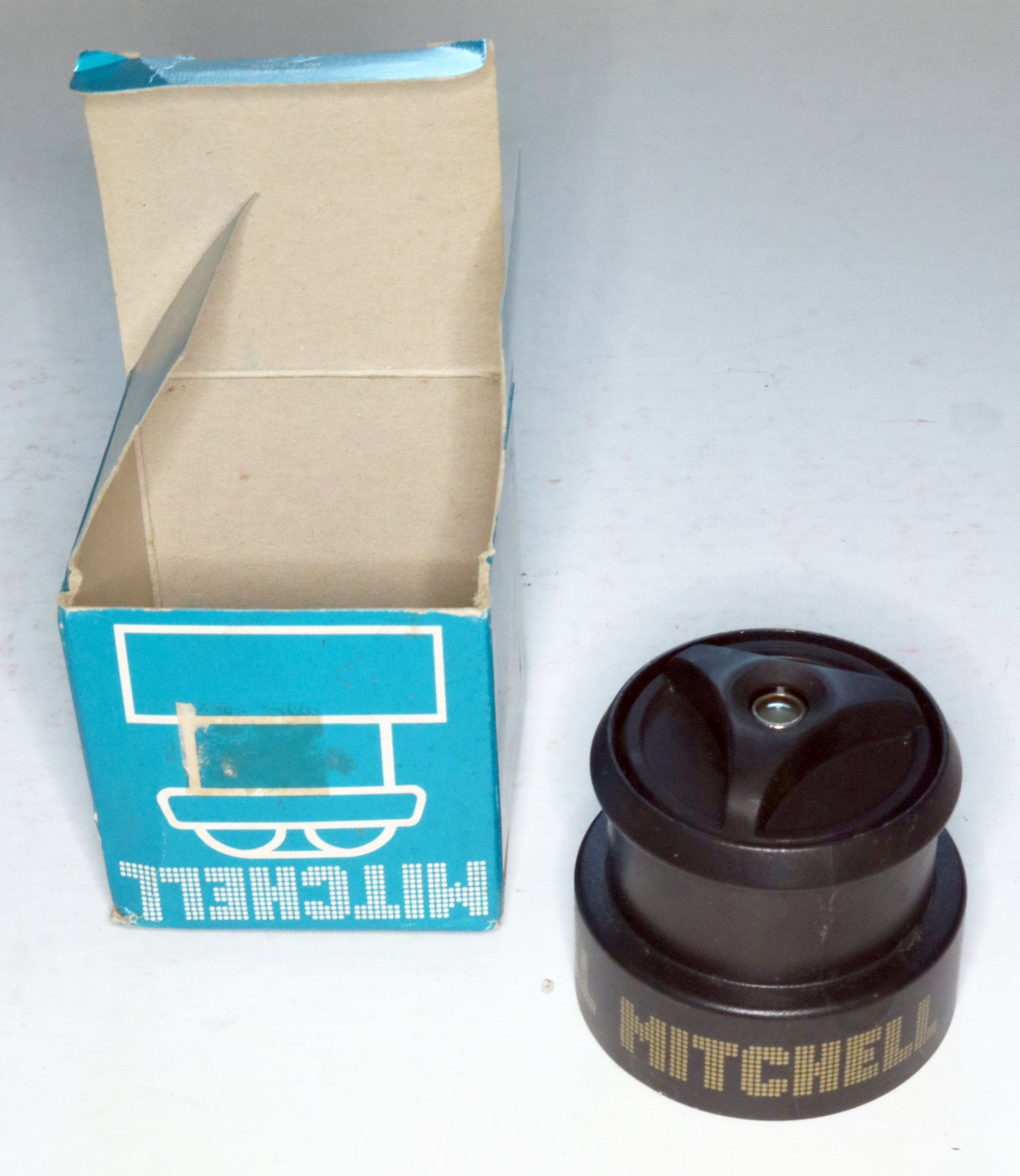 Mitchell Spool 831 97 to Fit Mitchell 900, 901, and 4450 Fishing